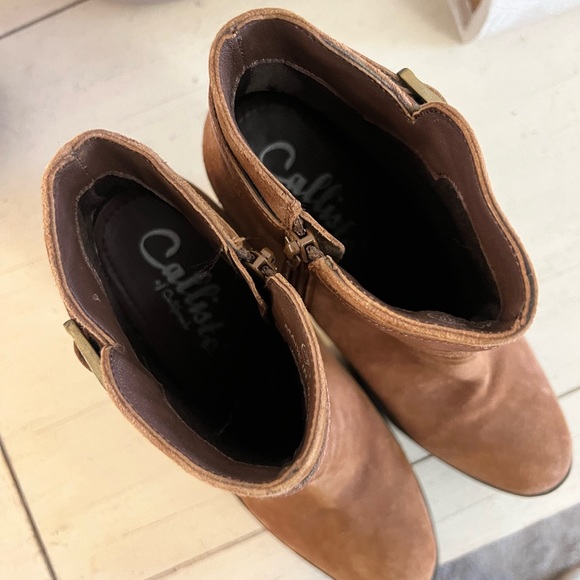 Size 7 - Picture 3 of 7